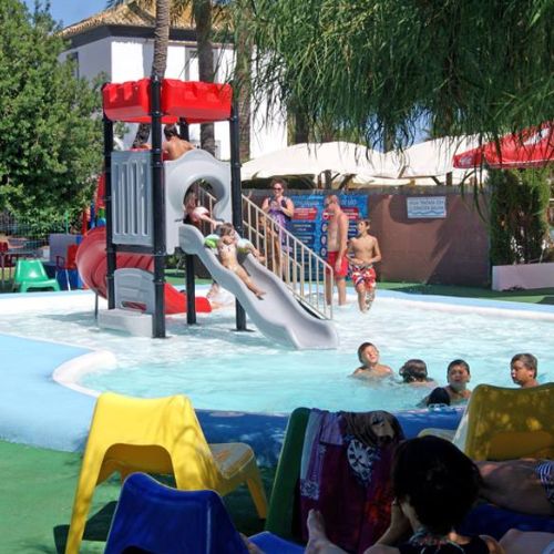 LES DOS LLUNES Restaurante con piscina infantil en Oliva, Valencia